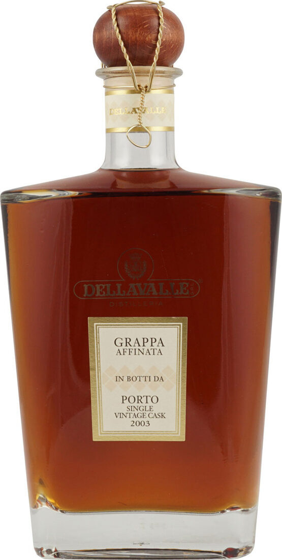 Grappa in Botti da Porto - Dellavalle Monferrato